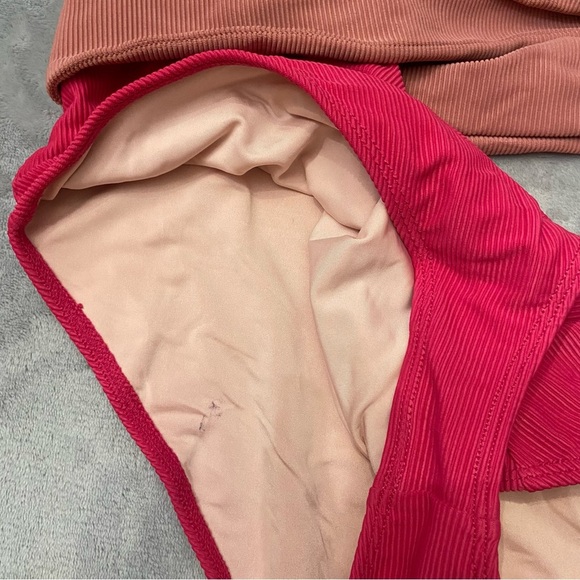 New! Beach Riot Claire One-Piece Swimsuit 24786 - Picture 6 of 9